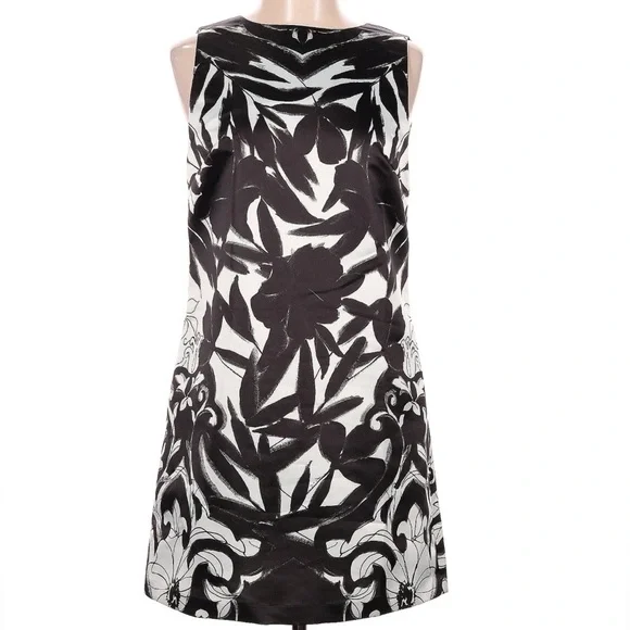 black dress anime characters Alice & Olivia